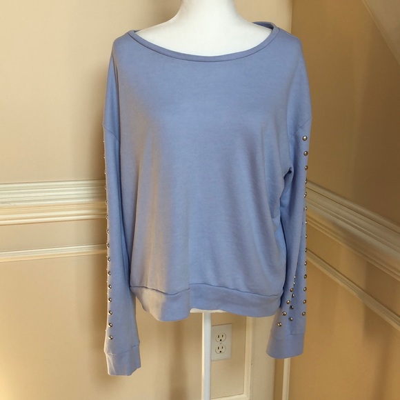 VS Pink - Picture 3 of 9